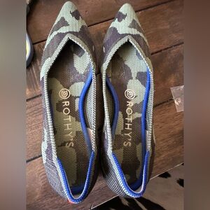 Rothy's Green and Brown Camouflage Flats w7